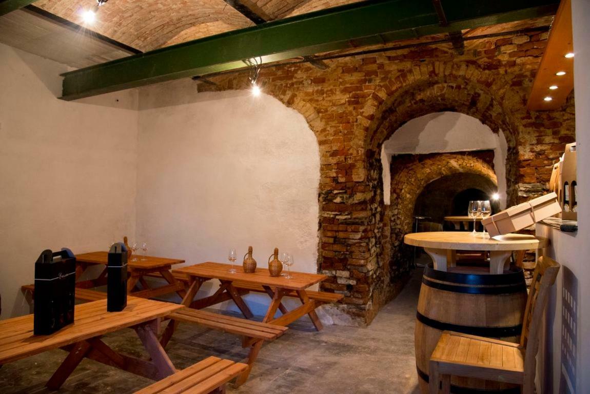 Penzion a vinařství NATURVINI Miroslav  Exterior foto